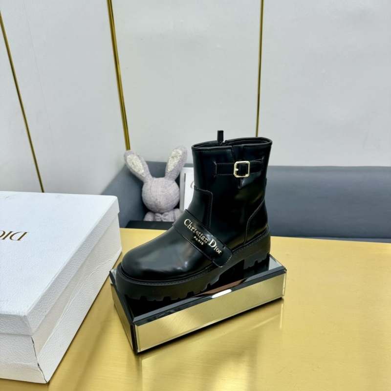 ch**an D*or boots